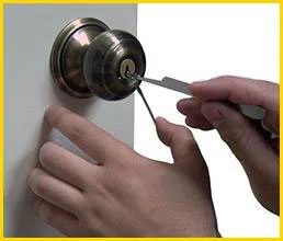 Metro Locksmith Services Arlington, VA 703-586-9667 - 6-lock-repair